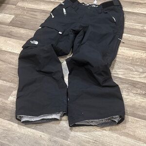 The North Face Men's Black Cargo Pants